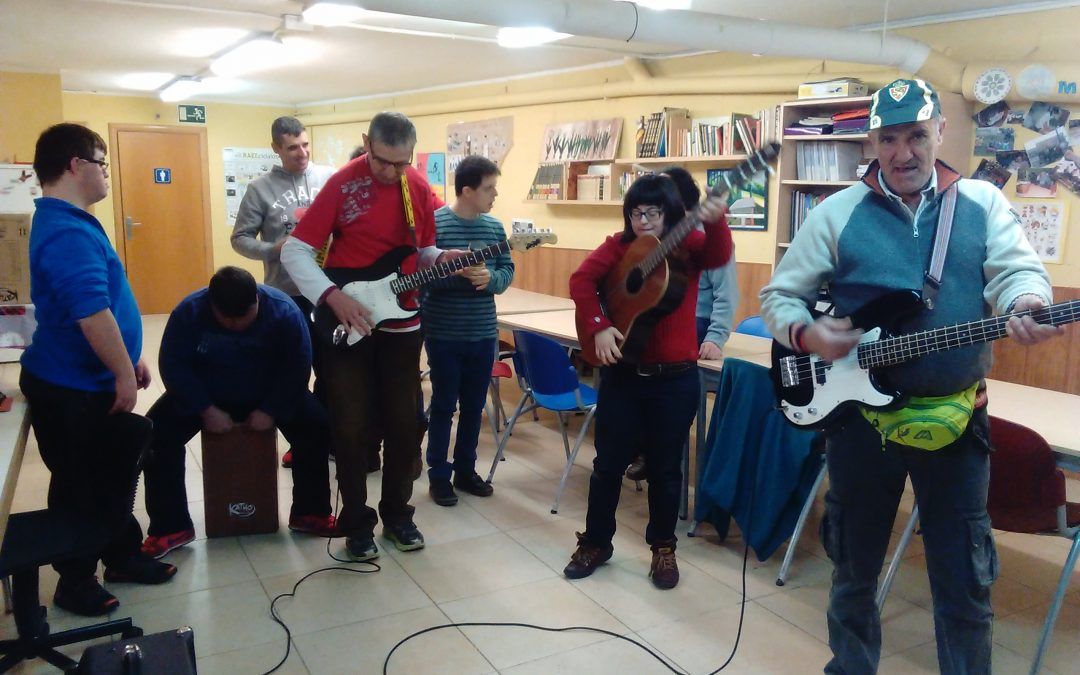 TALLER DE  MUSICA
