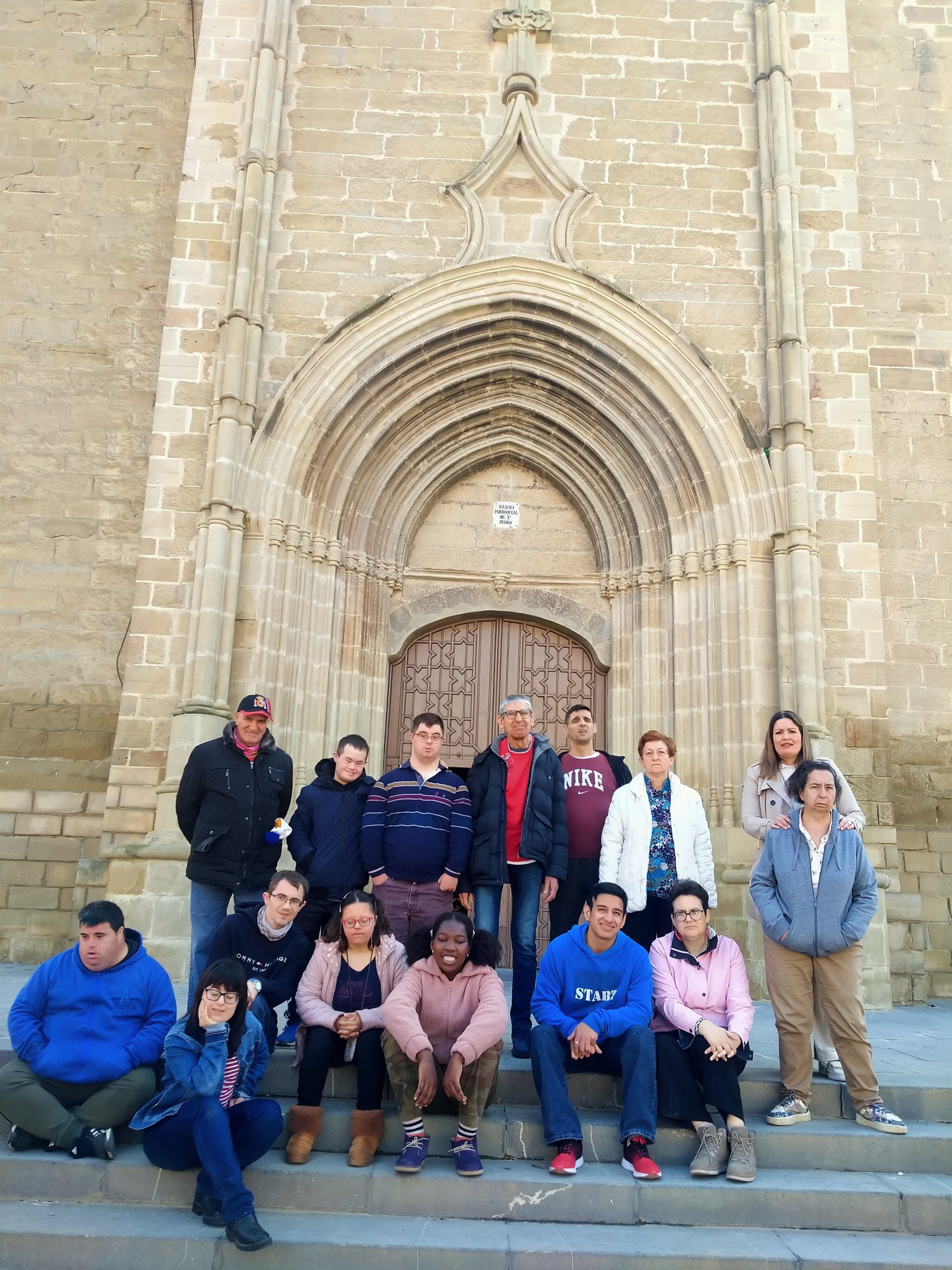 VISITA A LA IGLESIA DE SAN PEDRO DE BINÉFAR
